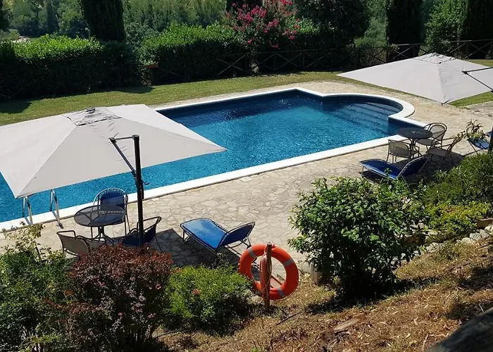 펜션 In Campagna Con Piscina A
