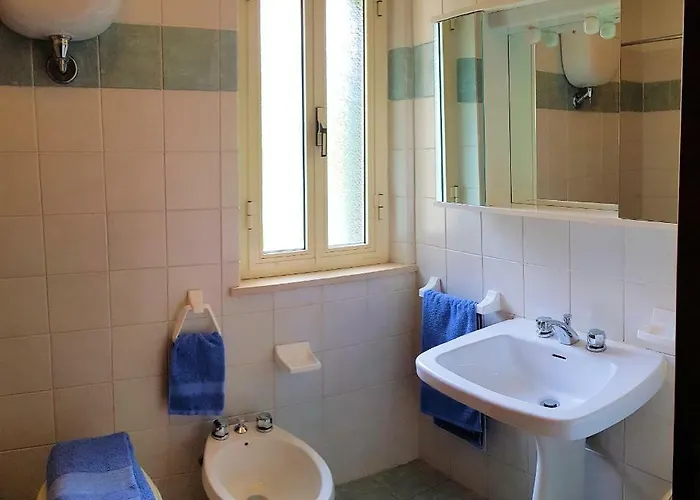 In Campagna Con Piscina A *